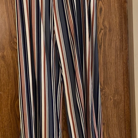 Allison Brittney long length, high waisted, wide leg striped pants. Size large. - Picture 2 of 10